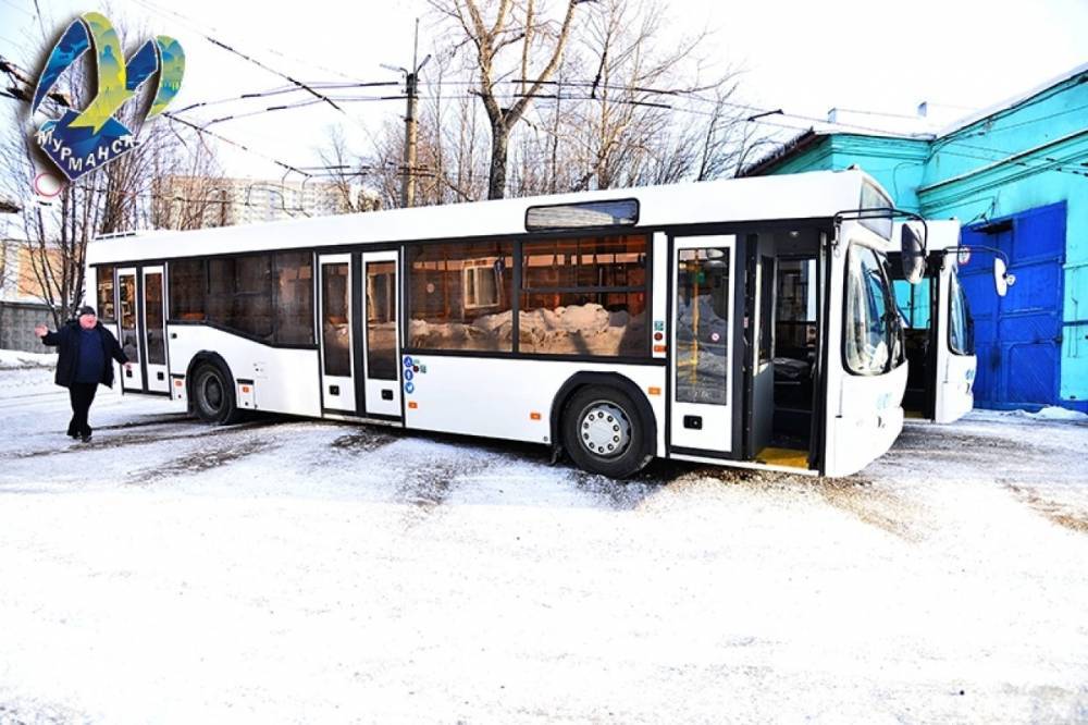 Автобус 10 мурманск. Автобусный парк Мурманск. Новые автобусы Мурманск. Электроавтобус Мурманск. Электробус Мурманск.