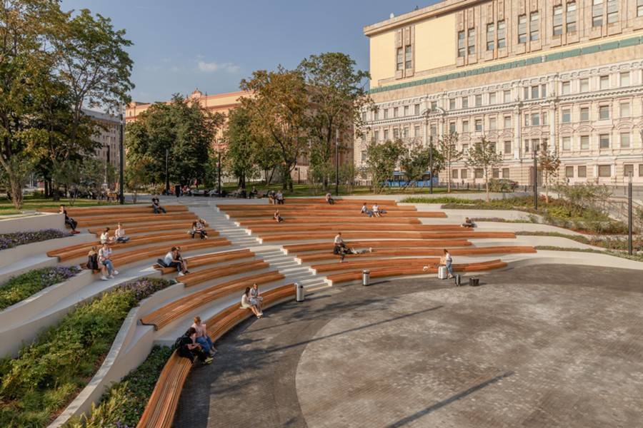 Площадь пространства. Яма Москва Хохловская площадь. Хохловская площадь амфитеатр. Амфитеатр на Хохловской площади Москва. Амфитеатр яма Москва.