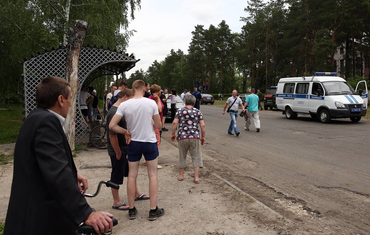 Плохие нов. Трагедия в Дзержинске вчера. Дзержинск 2019 взрыв последствия. Взрыв в Нижегородской области 2.02.21. Взрыв в Дзержинске сегодня.