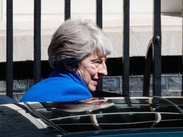 Елизавета II - Тереза Мэй - Тереза Мэй оставила пост британского премьер-министра - theuk - Англия - Премьер-Министр - Великобритания