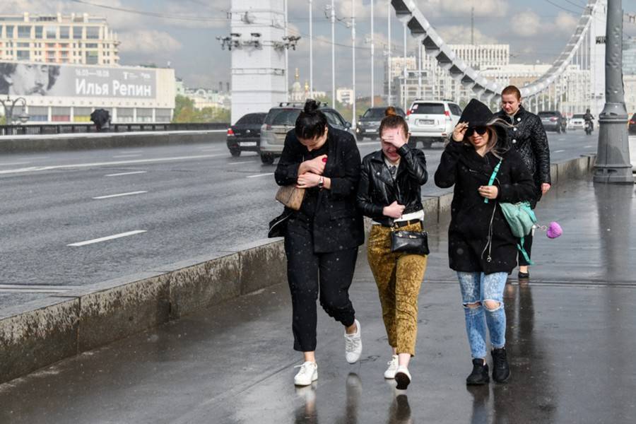 Последние новости москва сегодня час назад. Москва сейчас фото. Москва в 21 веке. Май в Москве. Фото холодный май в Москве.