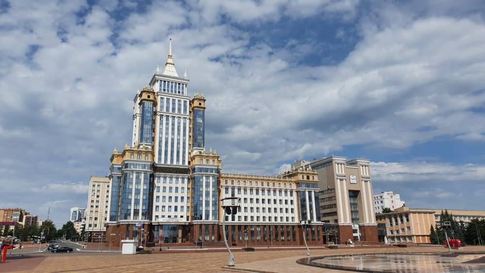 Мгу огарева саранск. МГУ Саранск. Мордовия Саранск МГУ. МГУ им. н. п. Огарева. Институт имени Огарева в Саранске.