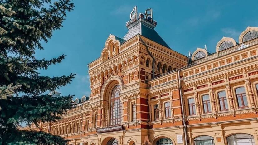 Ярмарка нн. Здание Нижегородской ярмарки Нижний Новгород. Нижегородская ярмарка Монферран. Здание Нижегородской ярмарки. Главный ярмарочный дом Нижний Новгород.