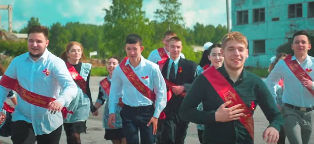 Школа село томское. Школа в Богашево Томск. Выпускной Томск тв2. Последний звонок Томск тв2. Школа в селе Богашево Томская область.