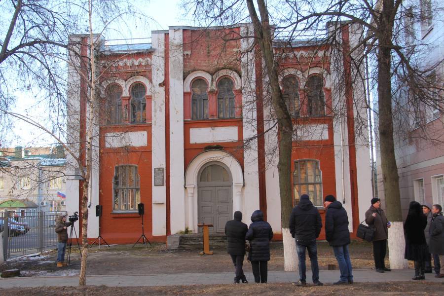 Что нашли под синагогой. Синагога Курск. Орловская синагога. Синагога в Орле на Советской. Здание синагоги Курск.