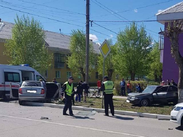 Новости южноуральска сегодня. ДТП В Южноуральске 2.09.2022.