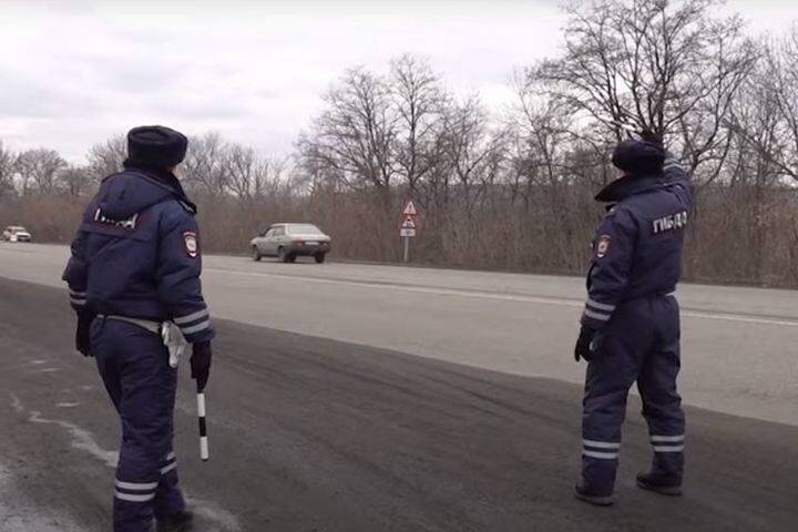 Полиция перевод. Полиция России в ЛНР. Народная полиция. Милиция и полиция.