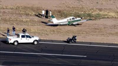 Два человека погибли в результате столкновения вертолета и самолета в воздухе в штате Аризона - unn.com.ua - США - Украина - Киев - USA - шт. Аризона - state Arizona