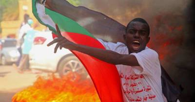 Омар Аль-Башира - Борис Долгов - Аналитик объяснил, кто стоит за попыткой переворота в Судане - ren.tv - Россия - США - Судан