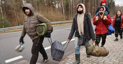 Нильс Шмид - Дмитрий Кулеба - На Украине не захотели помогать Европе с миграционным кризисом - ren.tv - Украина - Киев - Белоруссия - Германия - Польша