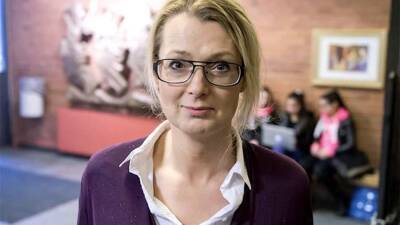 Петер Хультквист - Линда Анн - Магдалена Андерссон - В Швеции пост министра впервые получила женщина-трансгендер - iz - Израиль - Швеция