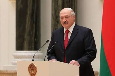Александр Лукашенко - Лукашенко назвал причину миграционного кризиса на польской границе - aif - Белоруссия - Польша - Минск