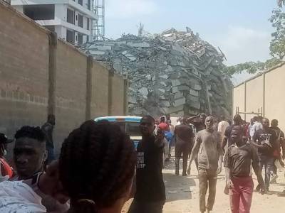 Обрушение здания в Нигерии: число жертв увеличилось и мира - cursorinfo - Бразилия - Нигерия - Лагос