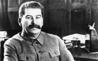 Иосиф Сталин - «Неуязвимый перебежчик»: как чекисты пытались ликвидировать секретаря Сталина, сбежавшего на Запад - Русская семерка - russian7.ru - Франция