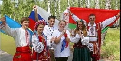Александр Лукашенко - Соцопрос: почти половина украинцев считают Белоруссию враждебной страной - eadaily - Россия - США - Украина - Киев - Крым - Англия - Белоруссия - Турция - Польша - Литва - Канада