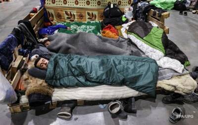 Дмитрий Шевцов - В лагере Брузги в Беларуси остаются около 800 мигрантов - korrespondent - Украина - Белоруссия - Ирак - Польша