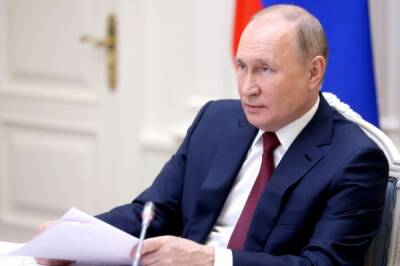 Владимир Путин - Путин призвал усилить контроль за исполнением социально значимых задач - aif - Россия