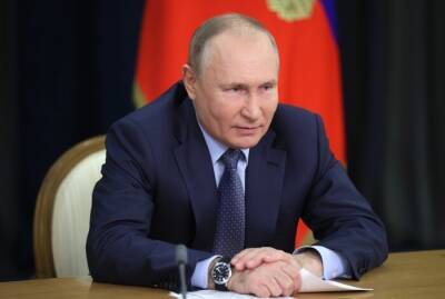 Владимир Путин - Путин - Путин ставит задачу обеспечить рост реальных доходов россиян не ниже 2,5% - interfax-russia.ru - Россия