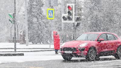 Вячеслав Субботин - Автоэксперт Субботин напомнил о правилах безопасности в снегопад - russian