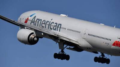 Джозеф Байден - Президент - American Airlines проведет расследование из-за наклейки против Байдена - iz - США - Израиль