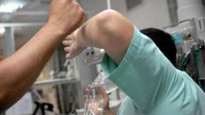 Буйство в приемном покое больницы "Рамбам": пациент напал на врача - vesty.co.il - Израиль - Хайфы