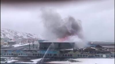 В сгоревшем здании невельского бассейна нашли труп мужчины - sakhalin.info