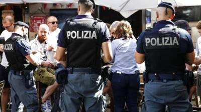 В Италии прошли протесты против ковид-сертификатов и обязательной вакцинации - grodnonews.by - Италия - Белоруссия - Франция - Рим - Протесты