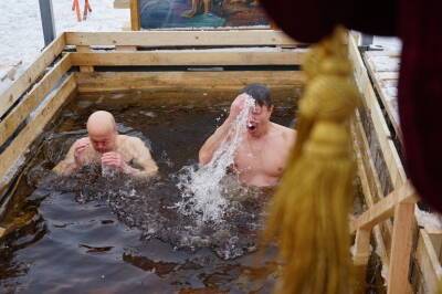 Петербуржцам дали рекомендации по правильному купанию в канун Крещения - neva.today - Санкт-Петербург
