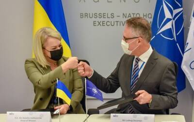 Украина и НАТО подписали "цифровой" меморандум - korrespondent - Украина
