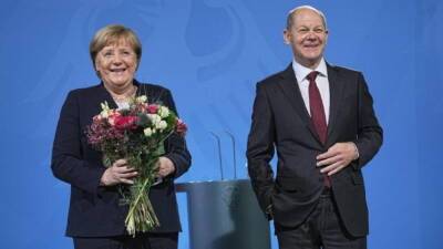 Ангела Меркель - Кристиан Линднер - Олаф Шольц - Маркус Зедер - Карл Лаутербах - Роберт Хабек - Популярнее действующего канцлера: рейтинг Ангелы Меркель растет - germania.one - Германия
