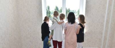 В Северной Осетии 11 детей-сирот получили ключи от новых квартир - runews24.ru - респ. Алания - Владикавказ