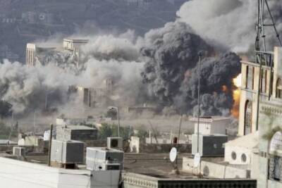 Саудовская Аравия разбомбила здание йеменского парламента в Сане - eadaily - Саудовская Аравия - Йемен