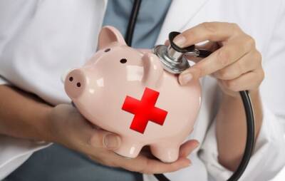 Повышение зарплат медикам: В Минздраве сообщили, кто будет получать 13 500 и 20 000 гривен