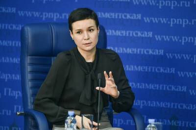 Ирина Рукавишникова - Рукавишникова предложила обучать студентов профессиональным цифровым навыкам - pnp