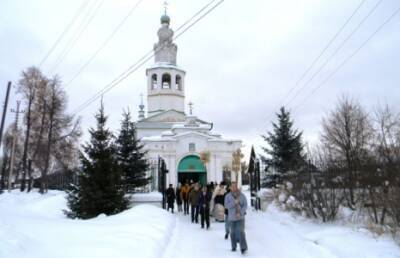 От храма до иордани прошли крестным ходом верующие Кунгура - iskra-kungur.ru - Пермь