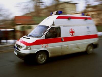 На Варшавском шоссе под Москвой в ДТП попала «скорая» с беременной пациенткой - rosbalt - Москва