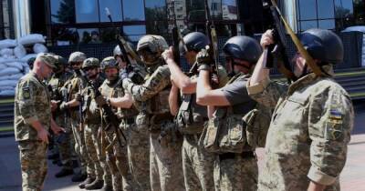 Фанерное оружие и "солдаты из народа". Как функционирует тероборона и как вступить в ее рядыа - dsnews.ua - Украина - Киев