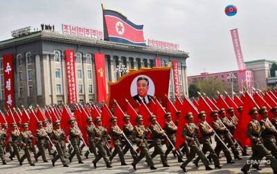 Ким Ирсен - Ким Ченир - В КНДР заключенных помилуют в честь юбилея вождей - korrespondent - Украина - КНДР - Корея