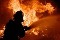 В Киеве ночью горела многоэтажка: спасатели нашли два обгоревших тела - vlasti.net - Киев