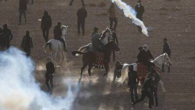 Метали камни в полицейских: 16 участников бедуинских беспорядков пойдут под суд - vesty.co.il - Израиль