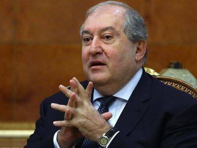 Армен Саркисян - Армен Саркисян подал в отставку с поста президента Армении - kasparov.ru - Армения