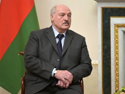 Александр Лукашенко - Лукашенко пригрозил стянуть на границу с Украиной «контингент белорусской армии» - rosbalt - Россия - Украина - Белоруссия - Польша - Литва - Латвия