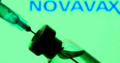 Первые вакцины Novavax от Covid-19 Латвия получит через месяц - rus.delfi.lv - Латвия