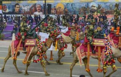 Нарендрой Моди - С ракетами и верблюдами: Индия показала мощь на военном параде - eadaily - Индия