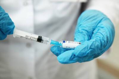 В мире сделали более 10 млрд прививок от COVID-19 - mk.ru - Россия - Китай - США - Камбоджа - Мальдивы - Индия - Куба - Эмираты - Португалия - Сингапур - Covid-19