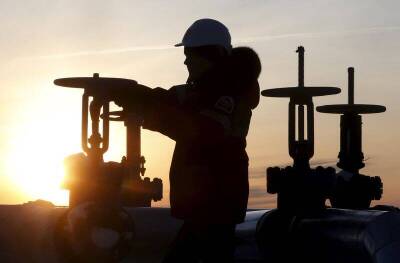 Фьючерсы на нефть WTI подешевели в ходе азиатской сессии - smartmoney.one - США - Reuters