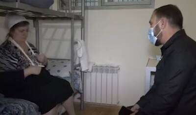 Зарема Мусаева - Чеченский омбудсмен навестил Зарему Мусаеву: «Камера теплая, жалоб на содержание нет» - newizv