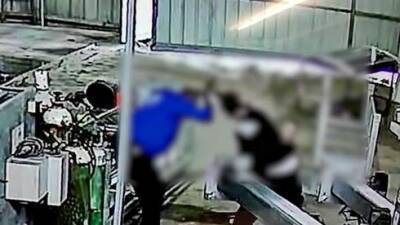 Видео: житель севера Израиля избил кувалдой своего дядю - vesty.co.il - Израиль