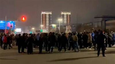 В Казахстане вспыхнули протесты из-за резкого роста цен на газ - anna-news.info - Казахстан - Мангистауская обл. - Актау