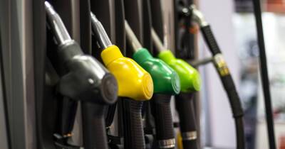 Кривое госрегулирование. Как правительство разгоняет цены на бензин - dsnews.ua - Украина